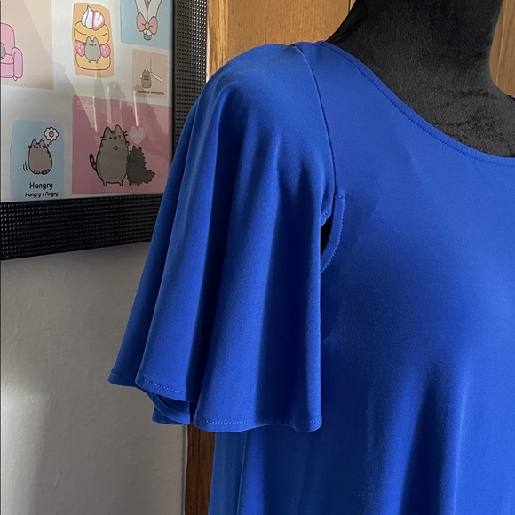 Calvin Klein - Picture 2 of 11